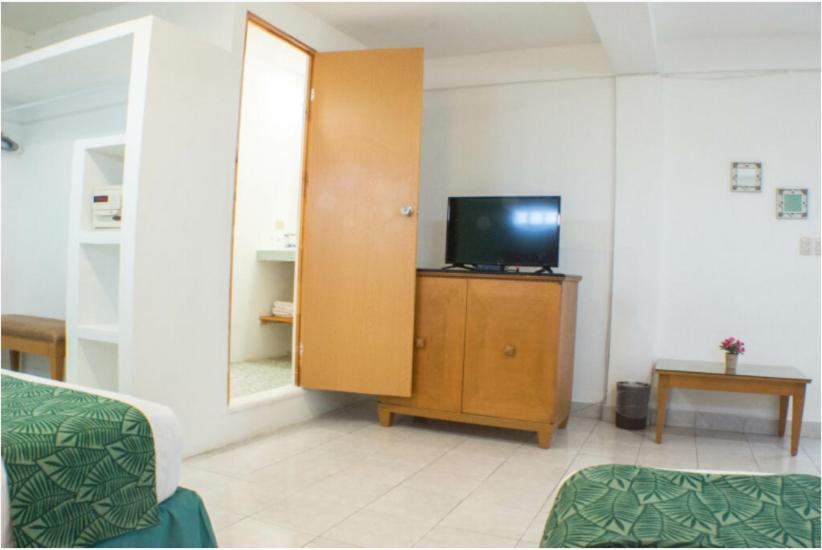Hotel Central Station Тулум Экстерьер фото